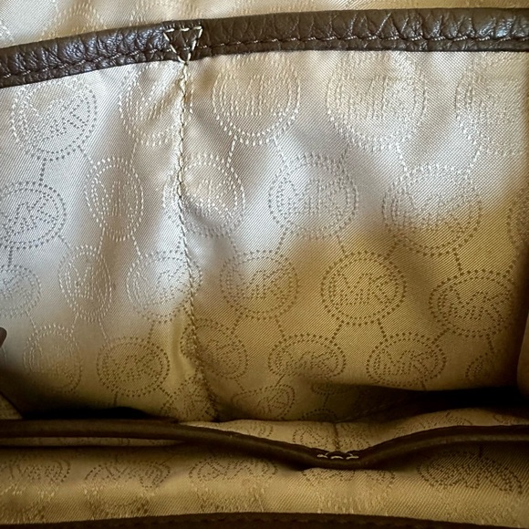 Michael Kors brown leather purse - Picture 10 of 12